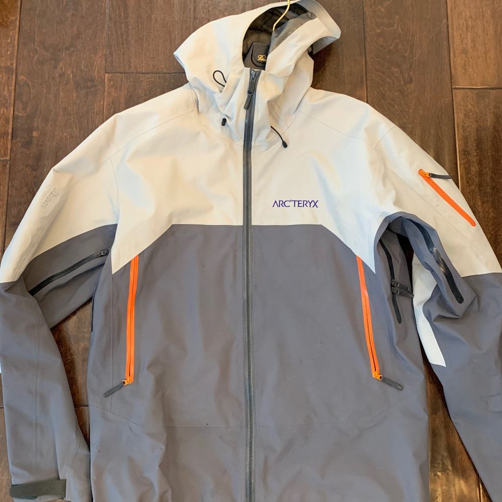 Arc'Teryx Rush Jacket Mens Size Large
